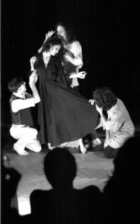 Brno, D-Dílna Studia Dům, Černá panna, JH 1996