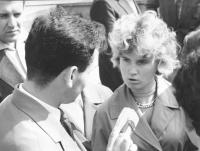 Hronov, MAJ, Kabaret, 195x