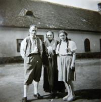 Želetava, Divadelní kroužek /živnostenských/ ochotníků, Lucerna, 1942