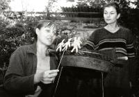 Chrudim, předváděčka semináře L. Richtera, CP Loutkářská Chrudim 2002