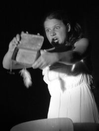 Praha, Soubor Vyrob si své letadýlko absolventů KALD DAMU, Malá večerní snítka, 2005