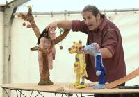 Praha, 100 opic, Pes a drak, CP Loutkářská Chrudim 2019