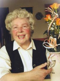 Milena Hořejší, Červený Kostelec