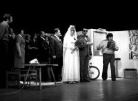 Radonice u Kadaně, Klicpera, Svatba pro 800 miliónů, 1975