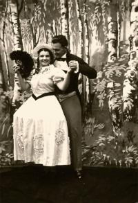 Praha-Kobylisy, Lidové divadlo, Taneček panny Márinky, 1937