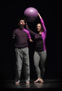 Brno, CVČ Lužánky, Cyranovy boty, Fialová, CP Otevřeno 2013