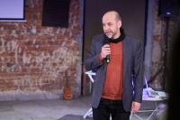 Praha, Císařovy nové šaty, Fenomén Císař, 2026