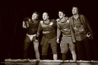 Praha-Holešovice, Ty-já-tr/NAČERNO, Stráže! Stráže!, 2010