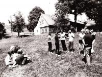 JH 1983, Klub mladých