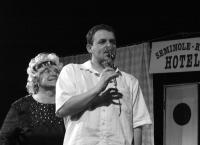 Police nad Metují, DS Kolár, Někdo to rád horké, 2006