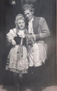 Třeboradice, Osvěta, herci