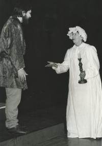 Praha-Vysočany, Gong, Dohazovačka