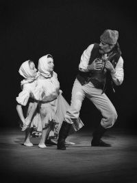 Praha, Taneční divadlo BUFO, Opilecký tanec, CP Jiráskův Hronov 1999