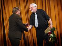 Závodský Vít, PhDr., divadelní kritik a publicista Brno, udělení Zlatého odznaku J. K. Tyla na JH 2008