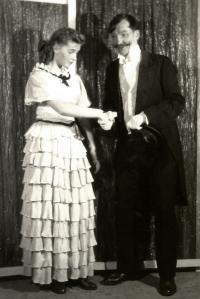 Praha-Kobylisy, Lidové divadlo, Podskalák, 1949