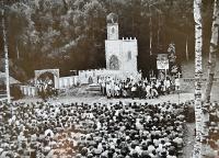 PAUKERT, Tomáš, Furianti sobě aneb Ochotnický příběh z Libčan na Hradecku, 2014, s. 2