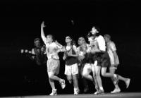 Praha-Nové Město, Nepanto, Maratonci ­ – z přehlídky  Otevřeno Kolín, JH 1996