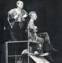 KNIES, Antonín: Blanenské divadlo 1892–1992, rub titl. strany publikace