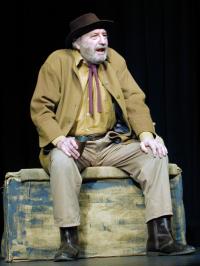 Mělník, Nové divadlo, Král Colas, KP Wintrův Rakovník 2002