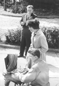 Hronov, MAJ, Kabaret, 195x