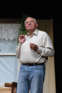 Hrádek nad Nisou, Vojan, Potichu to neumím, jsem vášnivej aneb Famílie, CP Jiráskův Hronov 2013