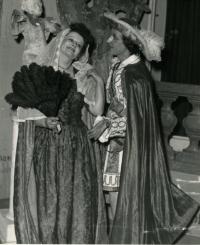 Praha-Nové Město, Automobilové závody, Chudý muž musí mít za ušima, 1956