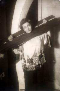 Klamoš, Vojan, Křídový kruh, 1951