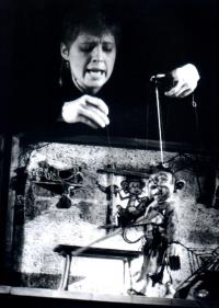 Plzeň, V Boudě, Kašpar u čarodějnice, CP Loutkářská Chrudim 2001