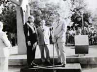 Chrudim, Loutkářská Chrudim, odhalení Památníku československým loutkářům, 1976