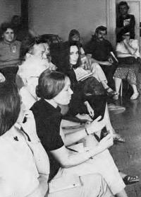 Milada Mašatová při diskusi, LCH 1983