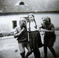 Želetava, Divadelní kroužek /živnostenských/ ochotníků, Lucerna, 1942