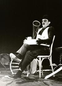 Lysá nad Labem, Divadlo AHA!, Svůj k svému, 1985