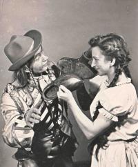 25. JH, Benátky nad Jizerou, Divadelní odbor Kvapil Závodního Klubu ROH Karborundum, Alois Jirásek: Lucerna