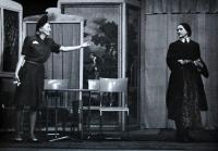 Praha-Kobylisy, Lidové divadlo, Falešný náhrdelník, 1944