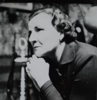 Vysoké nad Jizerou, Krakonoš, Matka, 1953