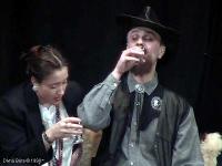 Praha, Divná Bára, Volá Melbourne, 1999