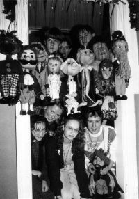 Členové souboru, ved. Patr Záruba.