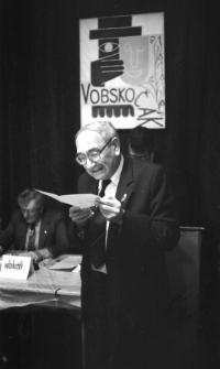 Vysoké nad Jizerou, KDP, pan Čapek v pásmu Vobskočák, 1987