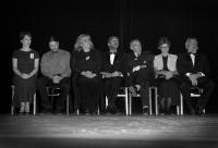 Vysoké nad Jizerou, Kurz praktické režie IPOS-ARTAMA Praha, slavnostní vyřazení absolventů, 2002