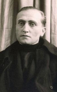 10.JH, ÚMDOČ, Otec, bohoslovec Jan, 1940.