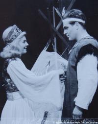 Žďár nad Sázavou, ODPM, Tři bílé šípy, 1964