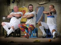 Kostelec nad Orlicí, Černí šviháci, Bílí andělé pijí tesavelu, 2006