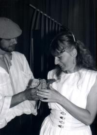 Ostrov, Minidiv, Pohádka na modré niti, CP FEMAD Libice n. Cidl. 1991