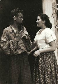 Smiřice, Jirásek, M.  Kubátová: Jak přišla basa do nebe, 1957