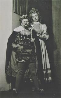 Lysá nad Labem, výstava DIVADLO JE PODIVUHODNÁ VĚC..., výstavní panel, 2018