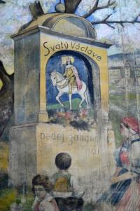 Mníšek pod Brdy, Sokol, detail opony Kde domov můj, autor neznámý, s.a.