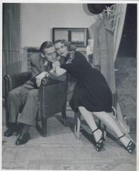 Čerčany, Sázavan, Večer čekejte přítele