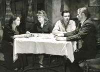 Hronov, MAJ, Neapol město milionů, 1957