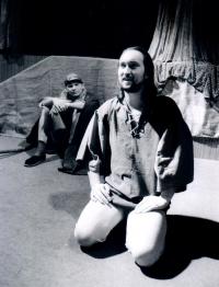 Praha, Dovejvrtky, Mlhou za štěstím, CP FEMAD Libice n. Cidl. 1993