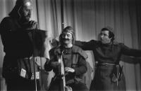 Hostouň,  Kozina, Dva na koni, jeden na oslu,  1987